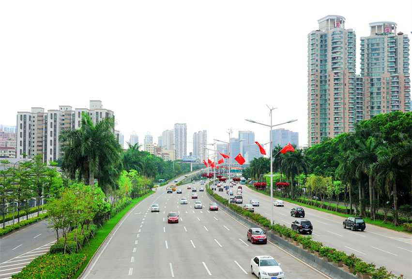 深圳市深南大道中央綠化帶提升工程