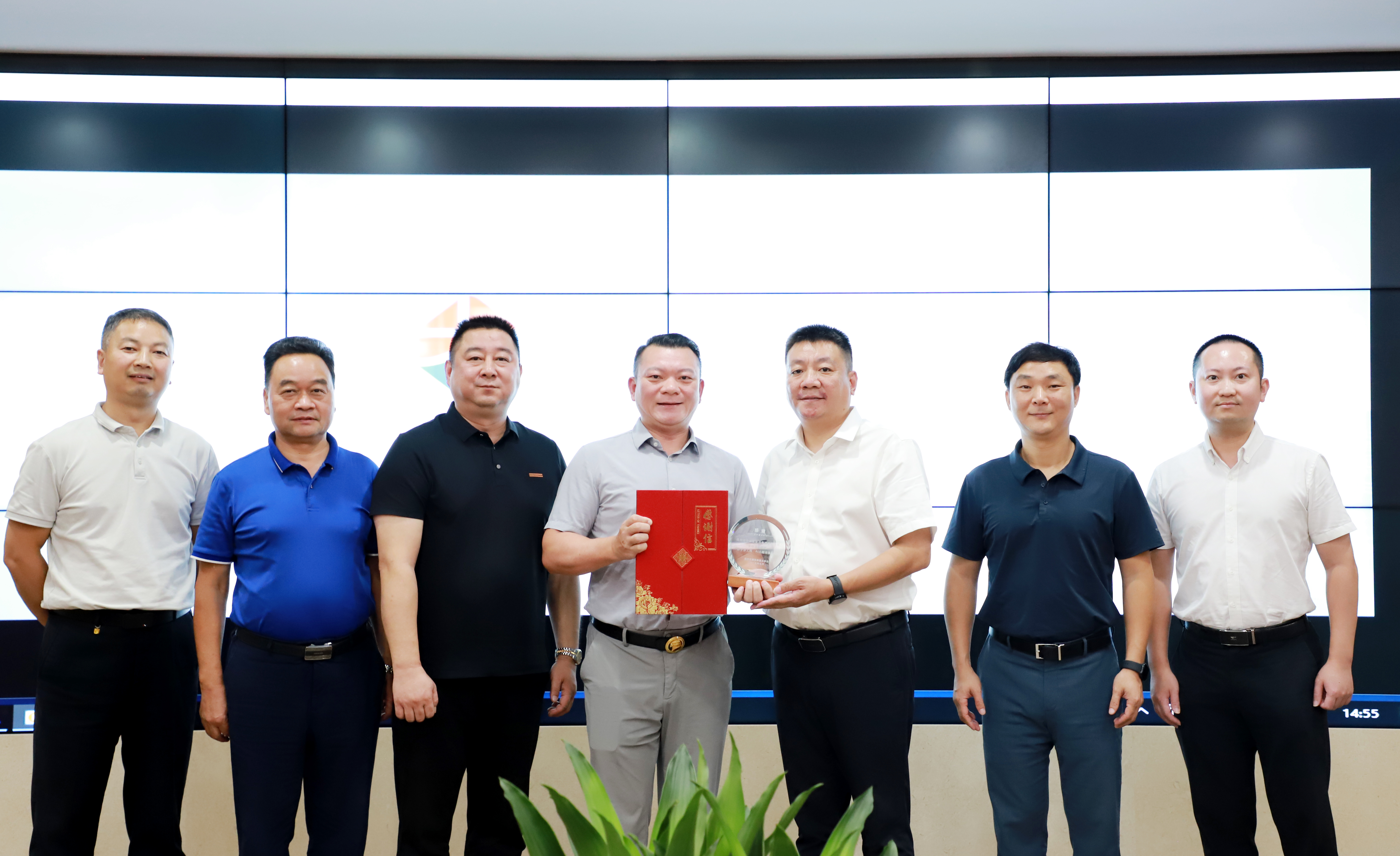 助力‘AI 市集’建設，中深裝集團獲福保街道感謝信